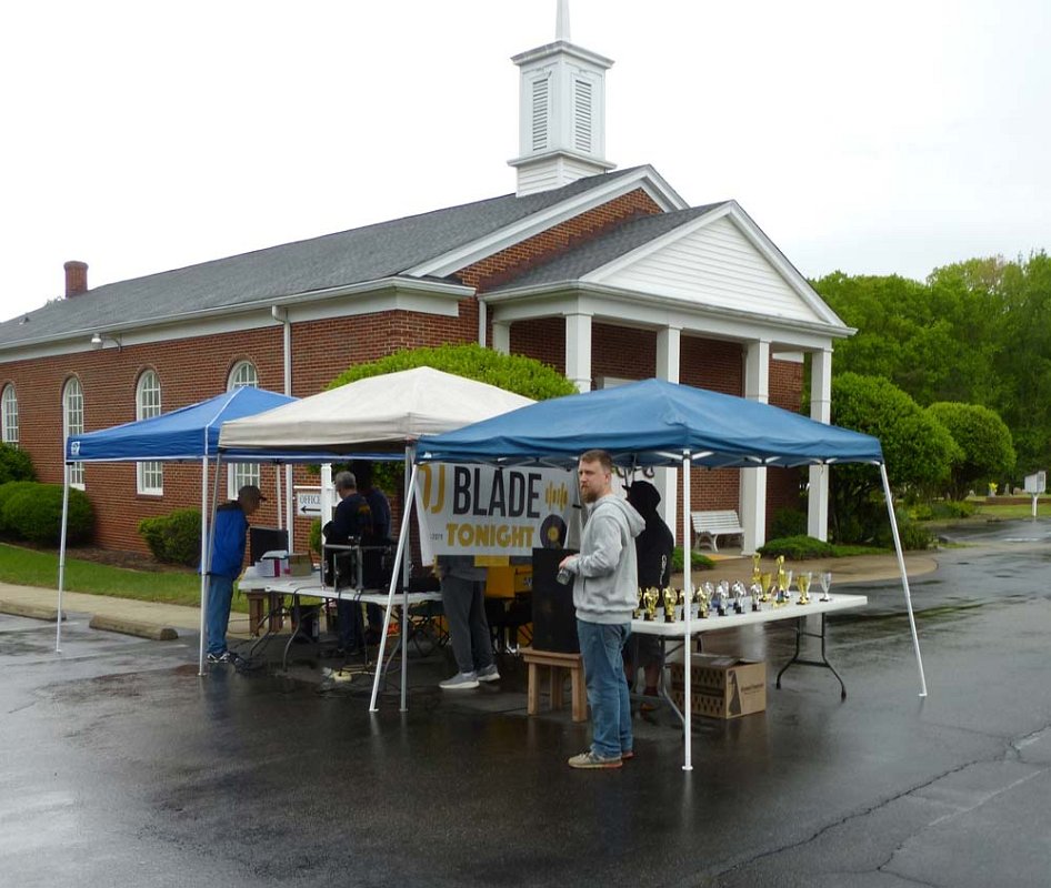 Hopewell Methodist Church Cars and Quilts Car Show/P2210858